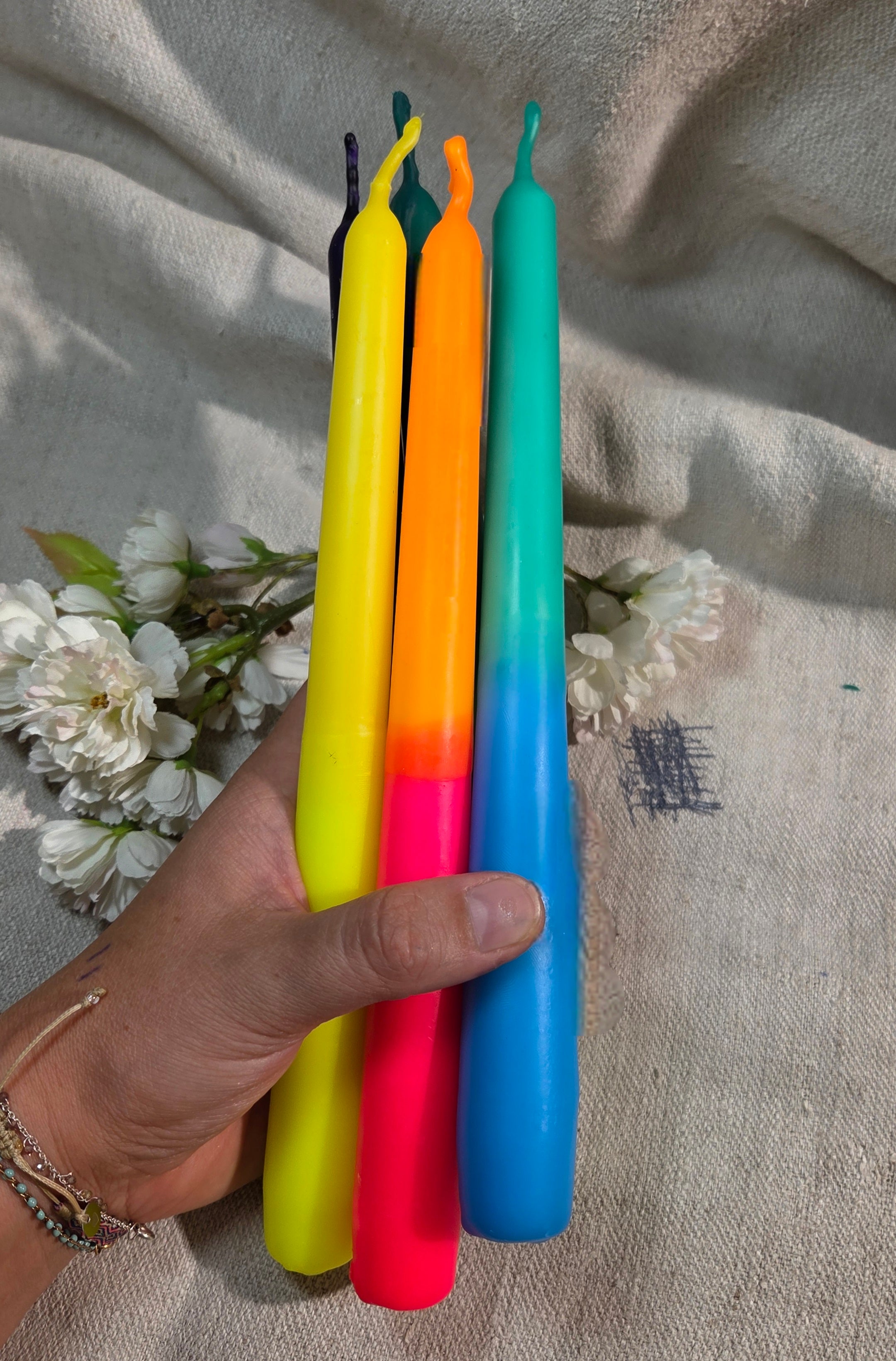 TROPFKERZEN 10er SET Tropfkerzen bunt perfekt zum betropfen Tropfenkerze, Tropfkerze für Flasche neon Farben Kerzen für Flaschen und Kerzenständer DIP DYE TROPKERZEN BUNT 10er