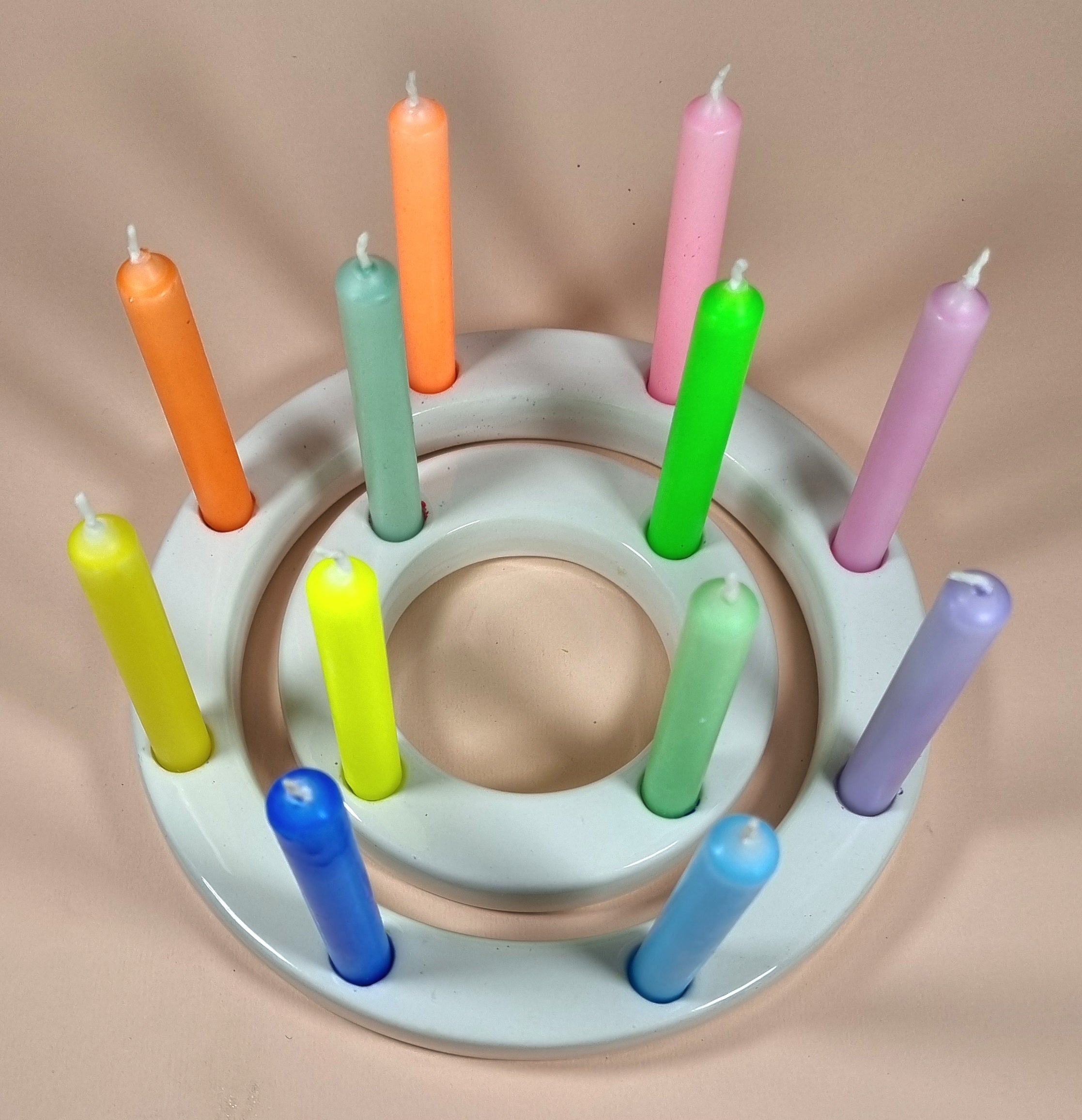 GLOWYBOX Geburtstagskerzen Babyfeier Taufe für Kerzenring Kerzen für Babygeburtstag 1.Geburtstag bunte Kinderkerzen Geburtstagszug Minikerzen bunt Baumkerzen bunt neon dip Dye Kerzen happy rainbow